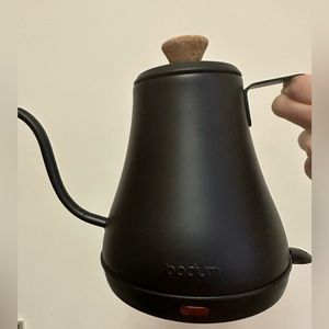 Bodum Gooseneck Electric Kettle 27 Ounce